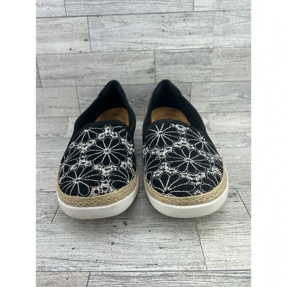 Clarks Collection Women Black Floral‎ Embroidered Slip On Espadrille Size 9.5M